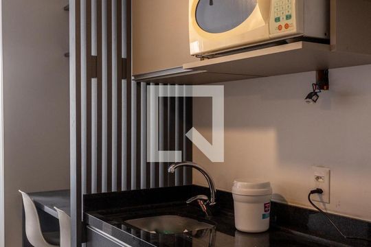 Cozinha de kitnet/studio à venda com 1 quarto, 27m² em Partenon, Porto Alegre