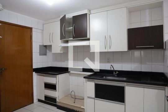 Cozinha de apartamento para alugar com 4 quartos, 110m² em Setor Bueno, Goiânia