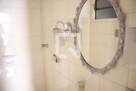Lavabo de casa para alugar com 6 quartos, 300m² em Umuarama, Uberlândia