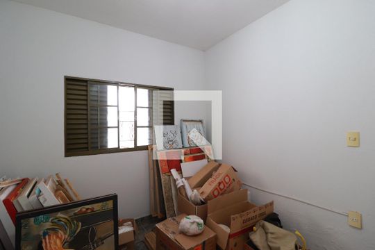Quarto de Serviço de casa para alugar com 4 quartos, 200m² em Cidade Jardim, Uberlândia