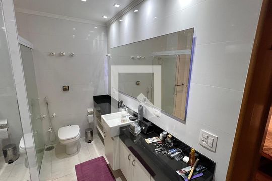 Banheiro da Suíte de apartamento à venda com 3 quartos, 170m² em Cerqueira César, São Paulo