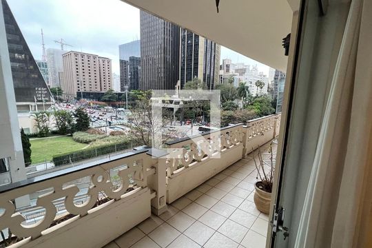 Varanda da Sala de apartamento à venda com 3 quartos, 170m² em Cerqueira César, São Paulo