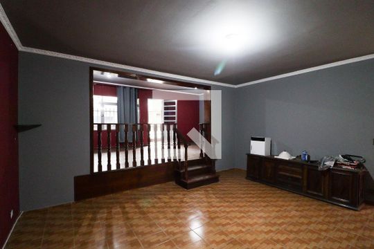 Sala de casa para alugar com 4 quartos, 220m² em Lauzane Paulista, São Paulo