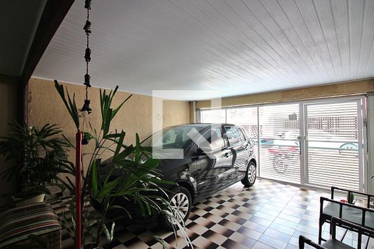 Garagem de casa à venda com 2 quartos, 200m² em Centro, São Bernardo do Campo
