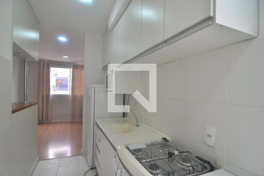 Cozinha de apartamento à venda com 2 quartos, 50m² em Mato Grande, Canoas
