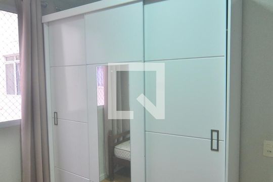 Quarto 1 de apartamento à venda com 2 quartos, 50m² em Mato Grande, Canoas