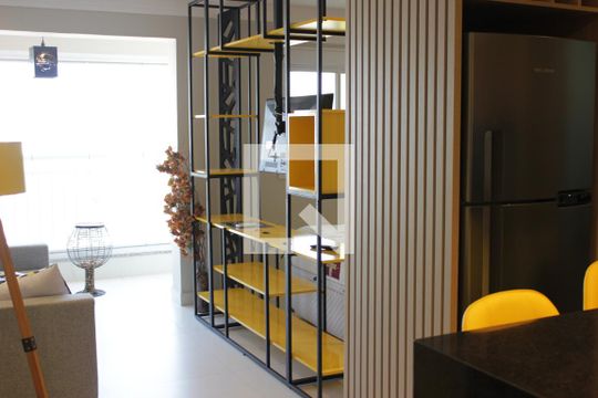 Sala de kitnet/studio para alugar com 1 quarto, 38m² em Centro, Guarulhos