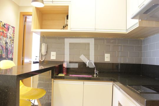 Cozinha de kitnet/studio para alugar com 1 quarto, 38m² em Centro, Guarulhos