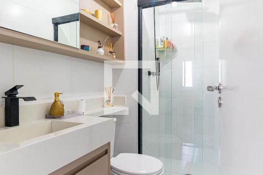 Banheiro de apartamento à venda com 2 quartos, 52m² em Socorro, São Paulo