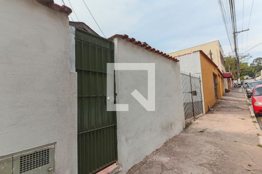 Casa para alugar com 3 quartos, 70m² em Jardim Arpoador, São Paulo