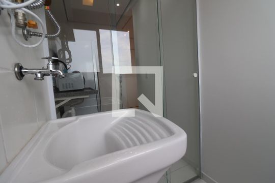 Área de Serviço de apartamento para alugar com 2 quartos, 43m² em Itaberaba, São Paulo