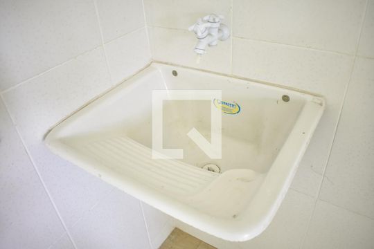 Tanque de casa para alugar com 1 quarto, 30m² em Campo Grande, Rio de Janeiro