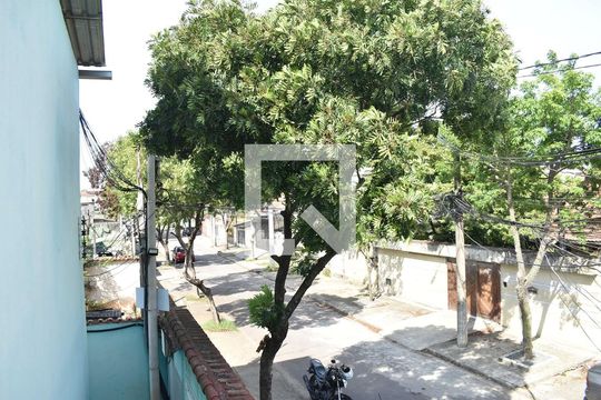 Vista da Rua de casa para alugar com 1 quarto, 30m² em Campo Grande, Rio de Janeiro