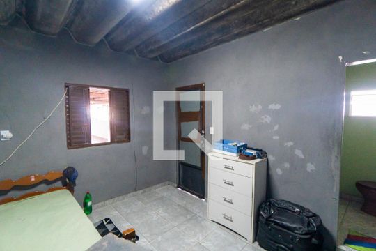Quarto de Serviço de casa à venda com 3 quartos, 309m² em Cidade Domitila, São Paulo