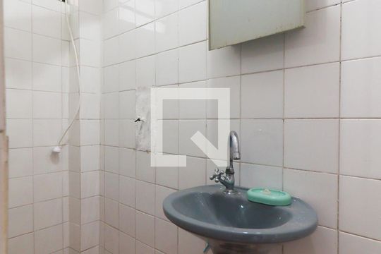 Banheiro da Suite de kitnet/studio para alugar com 1 quarto, 25m² em Boqueirão, Curitiba
