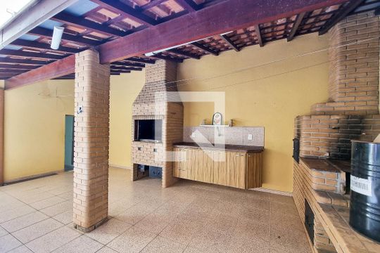 Churrasqueira de casa para alugar com 3 quartos, 170m² em Jardim Topázio, São José dos Campos