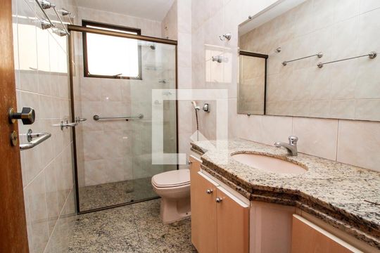 Banheiro Suite de apartamento para alugar com 4 quartos, 130m² em Serra, Belo Horizonte