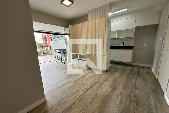 Sala de apartamento à venda com 2 quartos, 107m² em Tambore, Barueri