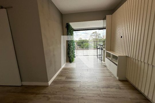 Sala de apartamento à venda com 2 quartos, 107m² em Tambore, Barueri