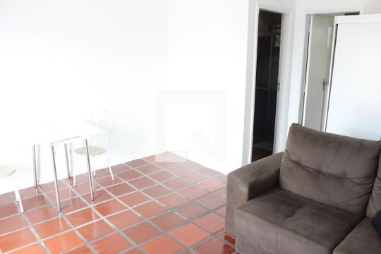 Kitnet de apartamento para alugar com 1 quarto, 57m² em Centro, São Vicente