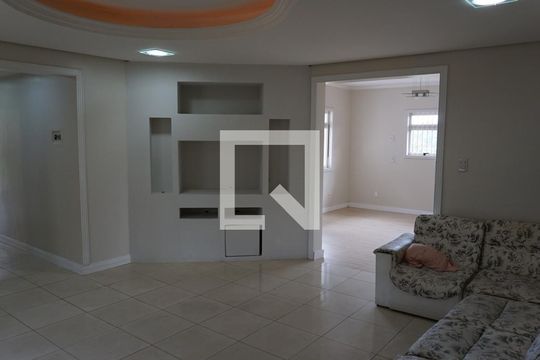 Sala de casa à venda com 3 quartos, 300m² em Operário, Novo Hamburgo