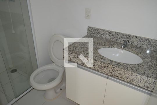 Banheiro de apartamento à venda com 1 quarto, 34m² em Liberdade, São Paulo