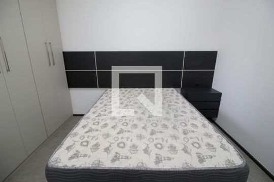 Quarto de apartamento para alugar com 1 quarto, 33m² em Jardim Faculdade, Sorocaba