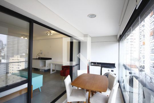 varanda de kitnet/studio à venda com 1 quarto, 39m² em Vila Mariana, São Paulo