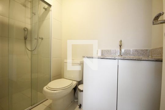 Banheiro de kitnet/studio à venda com 1 quarto, 39m² em Vila Mariana, São Paulo