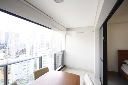 varanda de kitnet/studio à venda com 1 quarto, 39m² em Vila Mariana, São Paulo