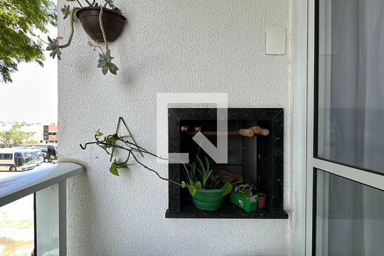 Varanda da Sala de apartamento para alugar com 2 quartos, 46m² em Weissópolis, Pinhais