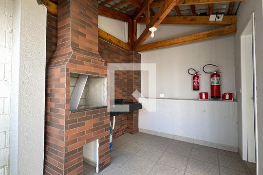 Área comum de apartamento para alugar com 2 quartos, 46m² em Weissópolis, Pinhais