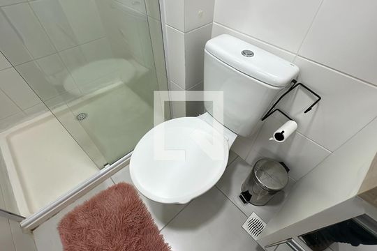 Apartamento para alugar com 2 quartos, 46m² em Weissópolis, Pinhais