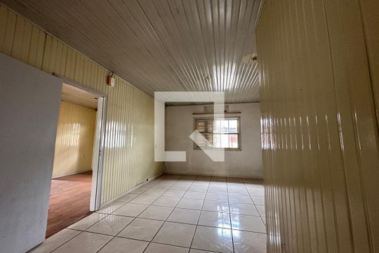 Cozinha de casa à venda com 2 quartos, 240m² em Cristo Rei, São Leopoldo