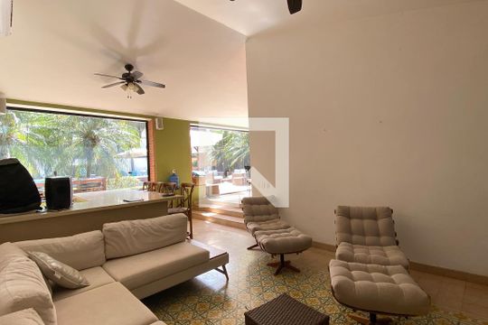 Área comum de casa de condomínio à venda com 5 quartos, 700m² em Alphaville, Santana de Parnaíba