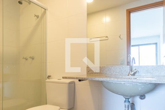 Banheiro da Suíte de apartamento à venda com 2 quartos, 75m² em Rio Comprido, Rio de Janeiro