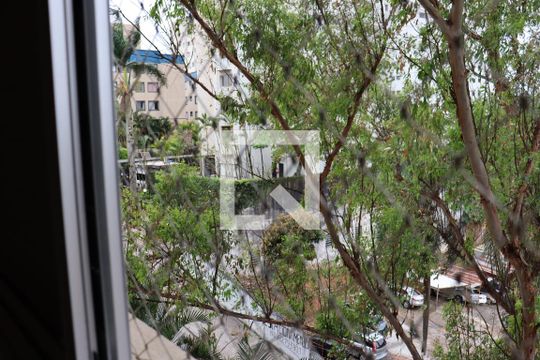 Vista do Quarto 1 de apartamento para alugar com 2 quartos, 48m² em Fazenda Morumbi, São Paulo