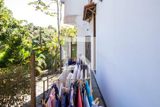 Área comum  de casa de condomínio à venda com 5 quartos, 1000m² em Sapê, Niterói