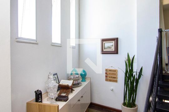 Sala de Jantar de casa de condomínio para alugar com 5 quartos, 1000m² em Sapê, Niterói