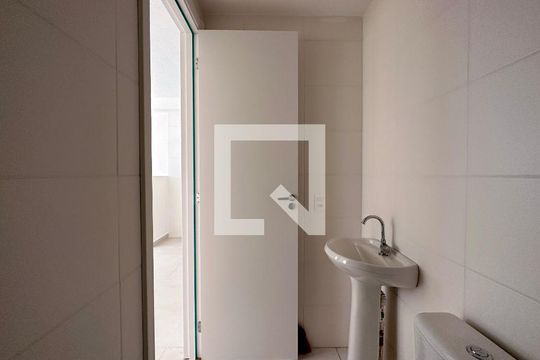 Banheiro de apartamento à venda com 2 quartos, 33m² em Vila Socorro, São Paulo