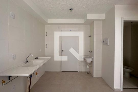 Cozinha/Área de Servico de apartamento à venda com 2 quartos, 33m² em Vila Socorro, São Paulo