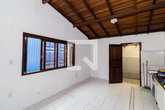 Casa para alugar com 3 quartos, 110m² em Igara, Canoas