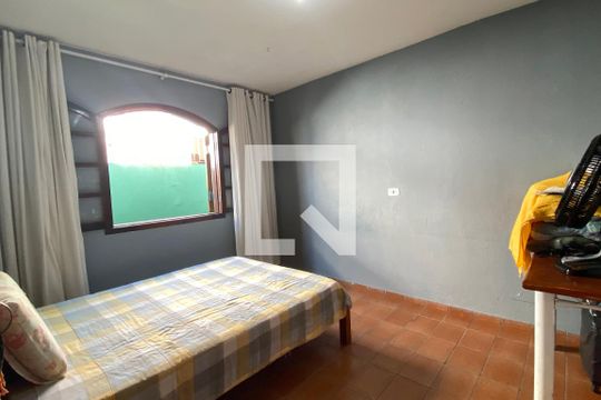 Quarto 2 de casa à venda com 3 quartos, 250m² em Jardim Esperança, Barueri