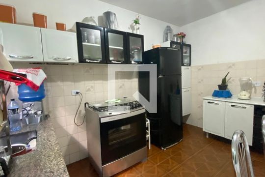 Cozinha de casa à venda com 3 quartos, 250m² em Jardim Esperança, Barueri
