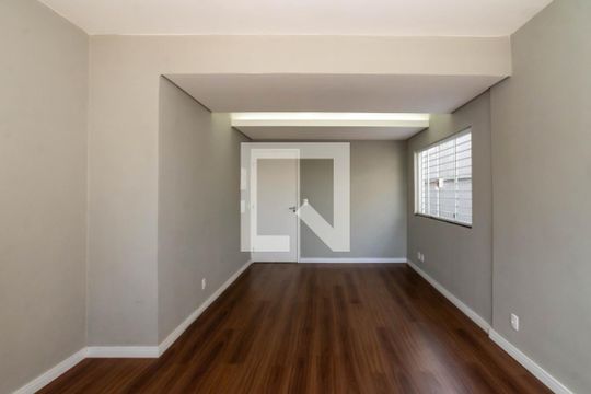 Quarto 3 de casa à venda com 3 quartos, 160m² em Vila Rosália, Guarulhos