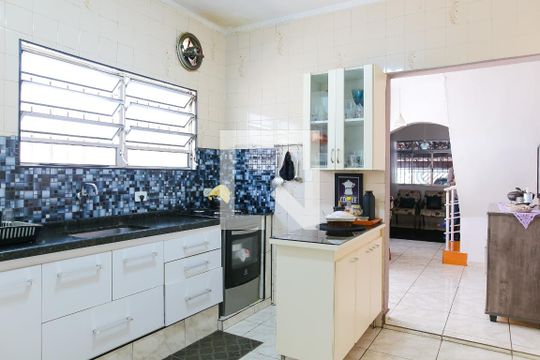 Cozinha de casa à venda com 3 quartos, 160m² em Jardim Utinga, Santo André