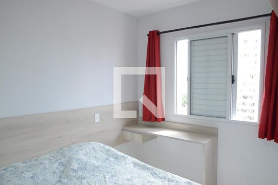 Quarto 1 de apartamento para alugar com 1 quarto, 40m² em Presidente Altino, Osasco