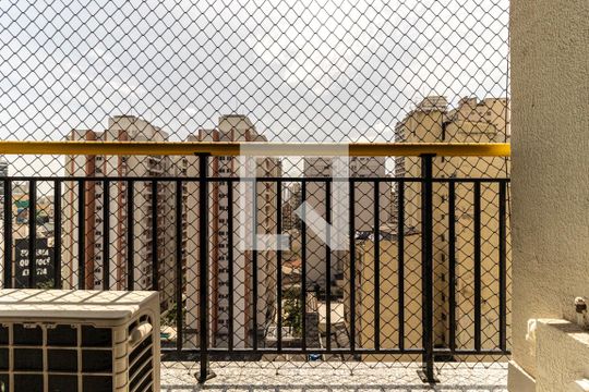 Varanda de kitnet/studio para alugar com 1 quarto, 26m² em Campos Elíseos, São Paulo