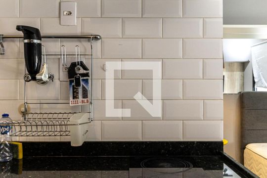 Cozinha de kitnet/studio para alugar com 1 quarto, 26m² em Campos Elíseos, São Paulo