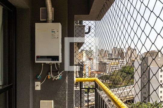 Varanda de kitnet/studio para alugar com 1 quarto, 26m² em Campos Elíseos, São Paulo